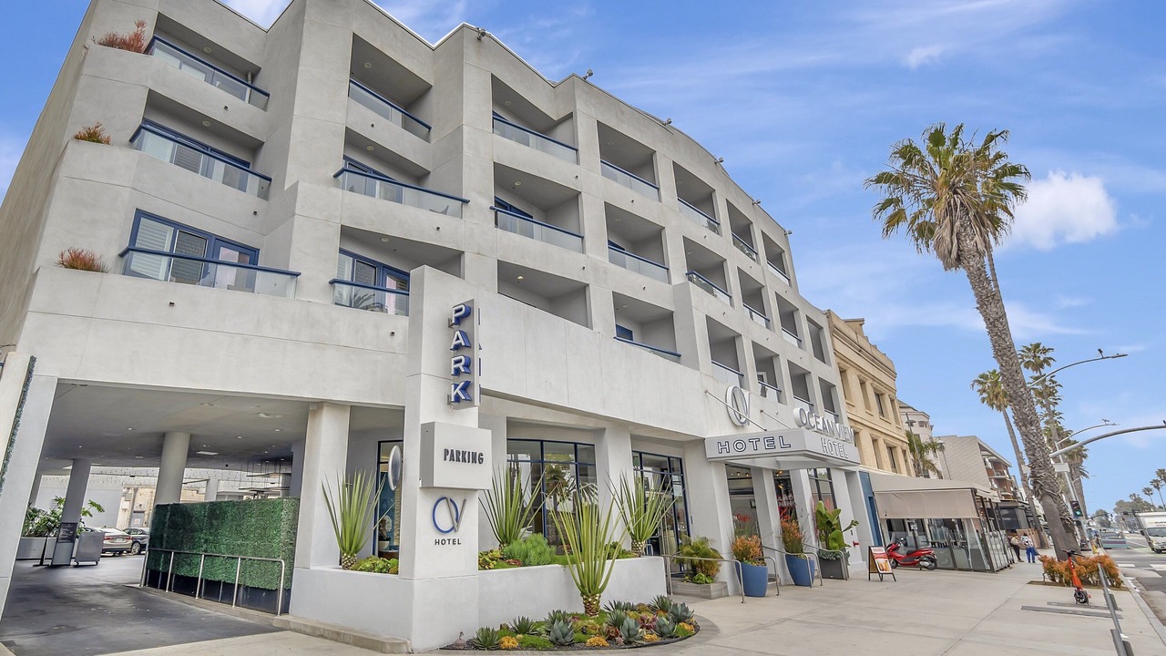 Photo of Outdoor in Downtown