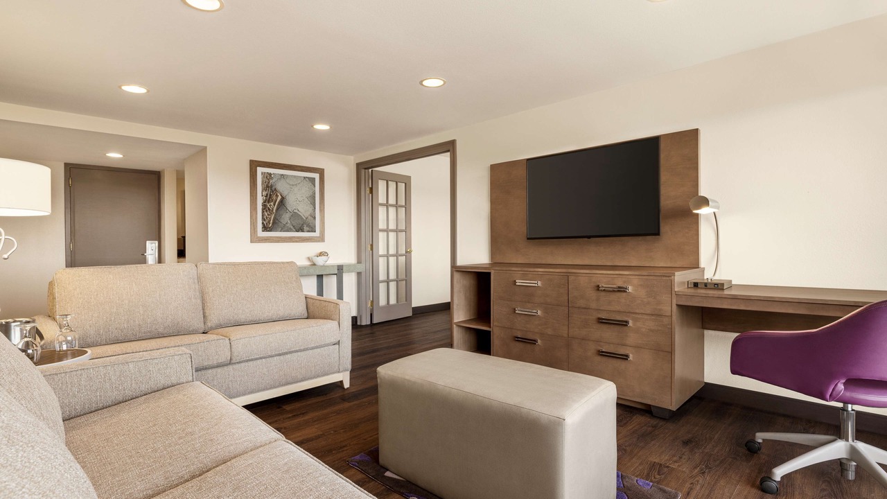 Photo of Bedroom in Kenner - Louis Armstrong International Airport