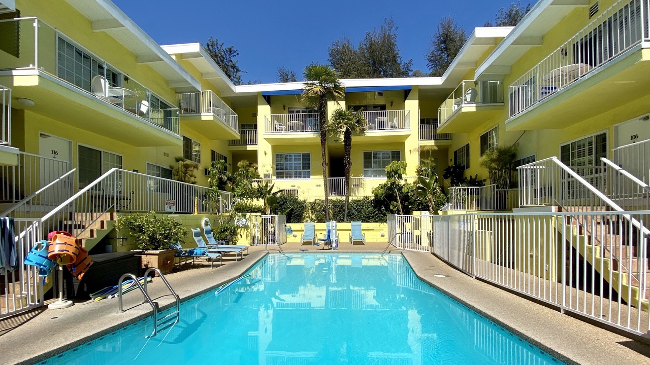 Photo of Outdoor in Hollywood