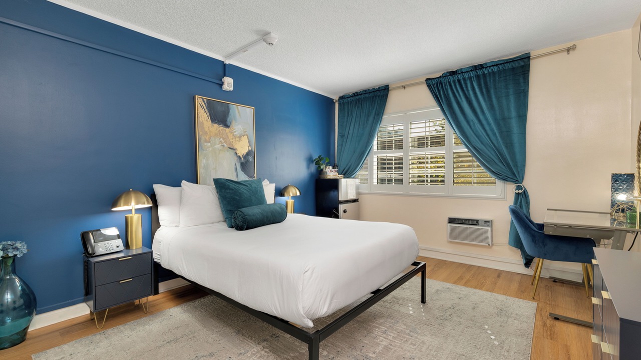 Photo of Bedroom in Hollywood