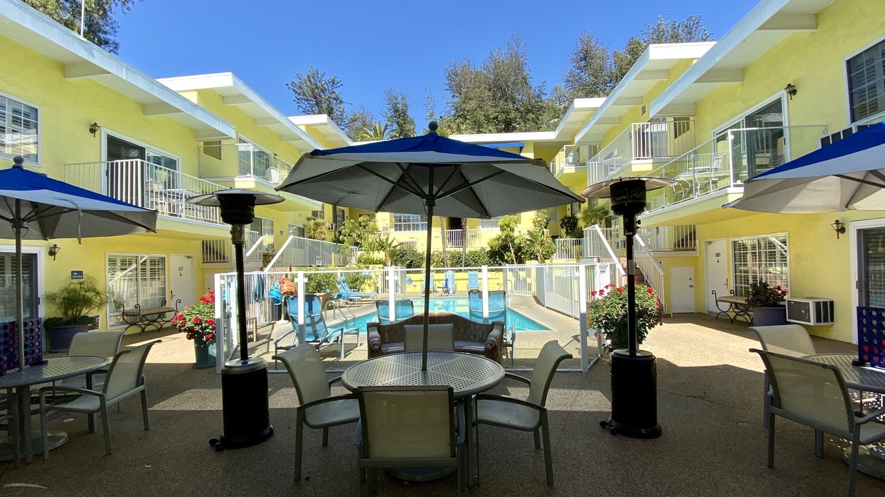 Photo of Outdoor in Hollywood