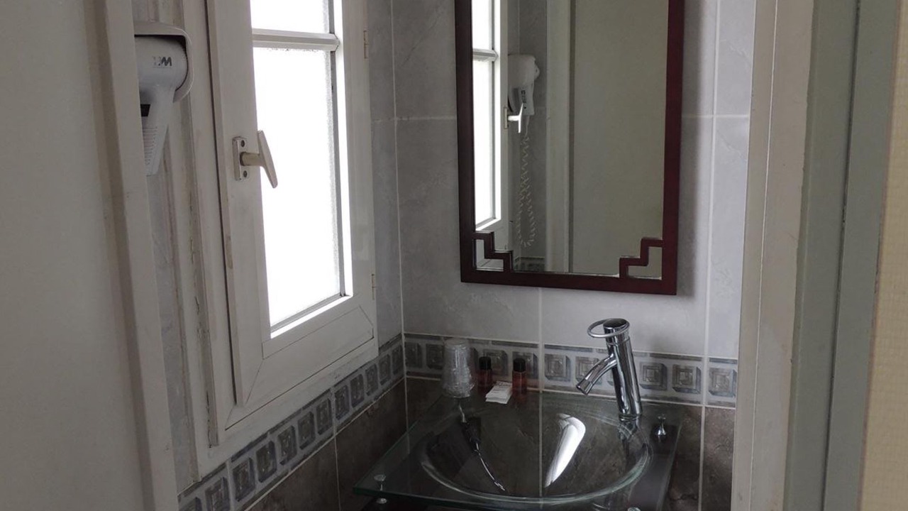 Photo of Bathroom in Saint-Louis