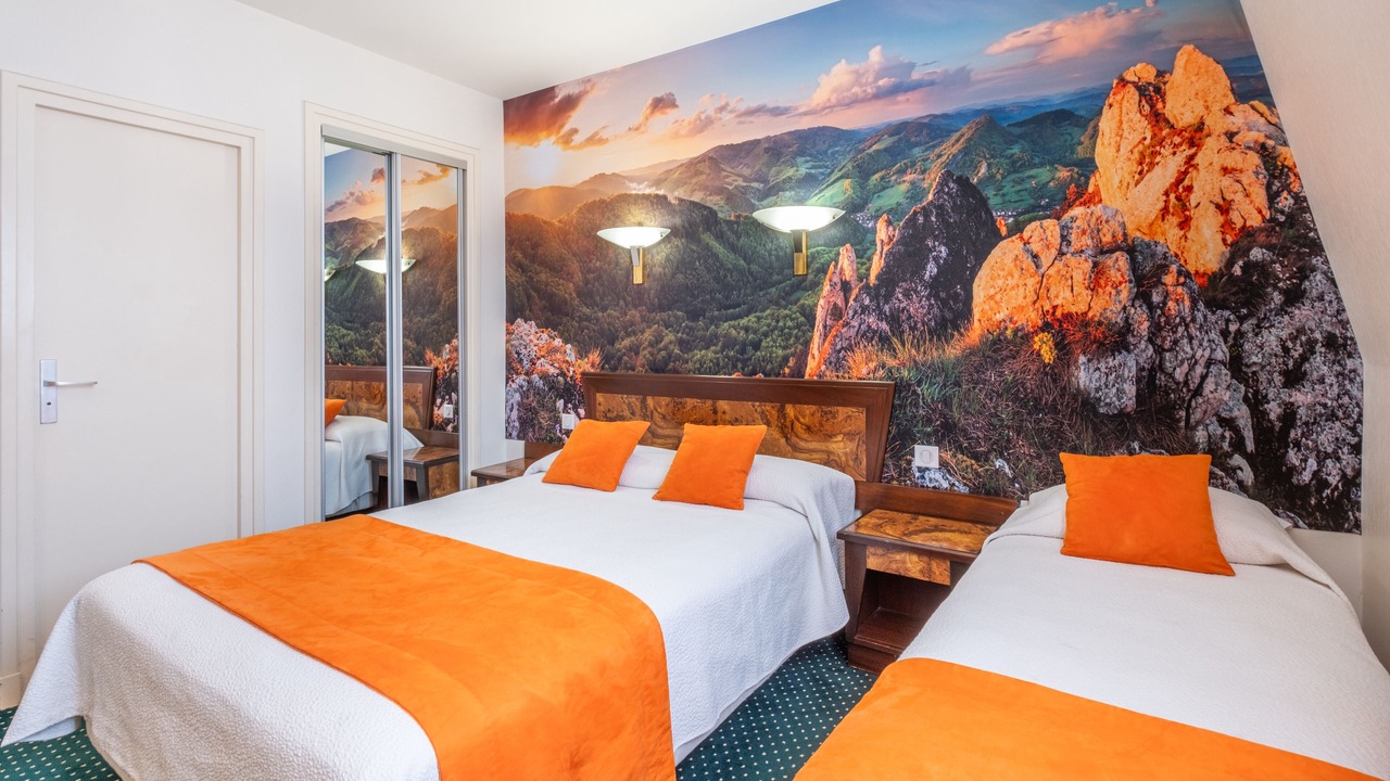 Photo of Bedroom in Notre-Dame-des-Champs