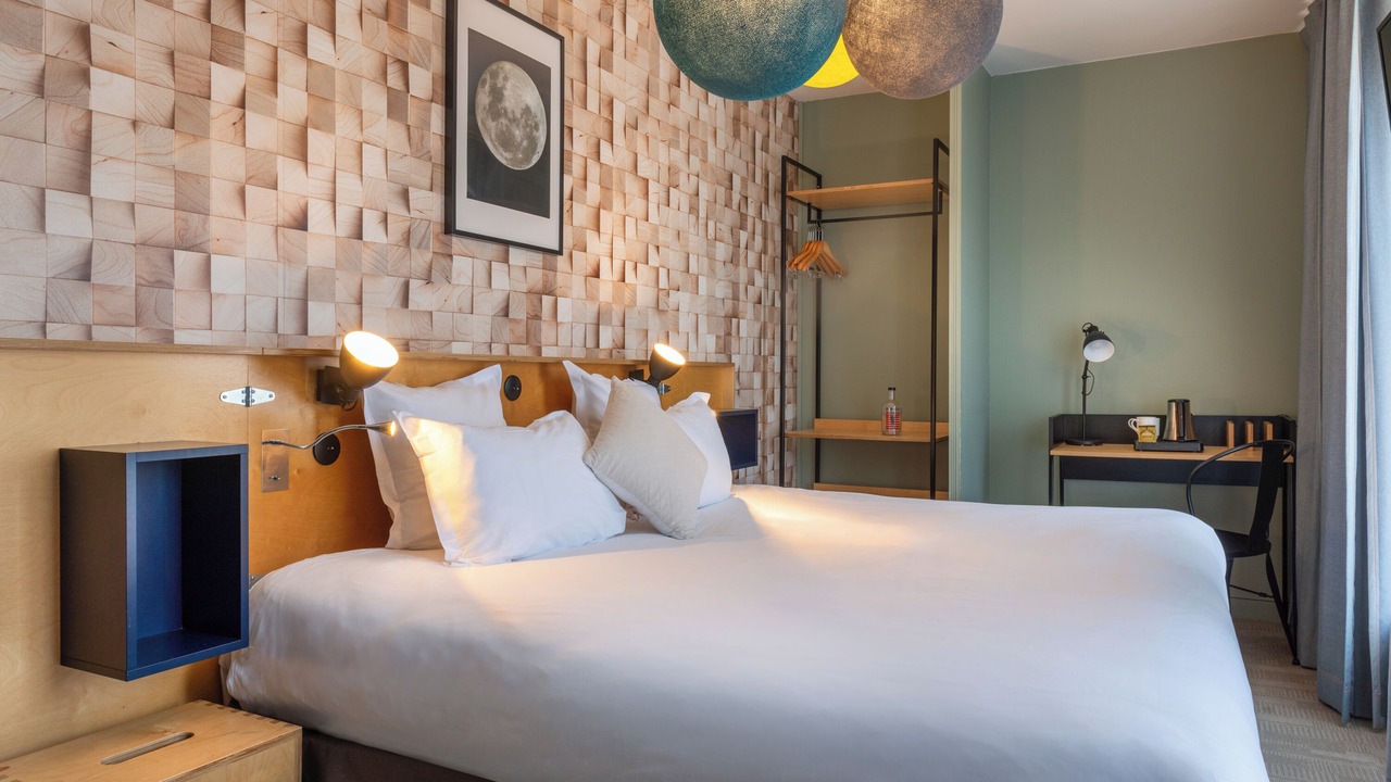 Photo of Bedroom in Issy-les-Moulineaux
