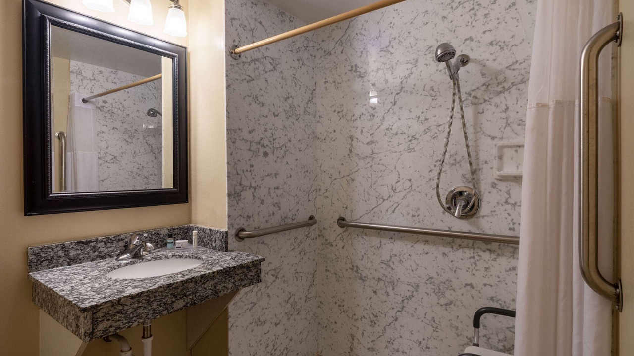 Photo of Bathroom in Cedar Rapids