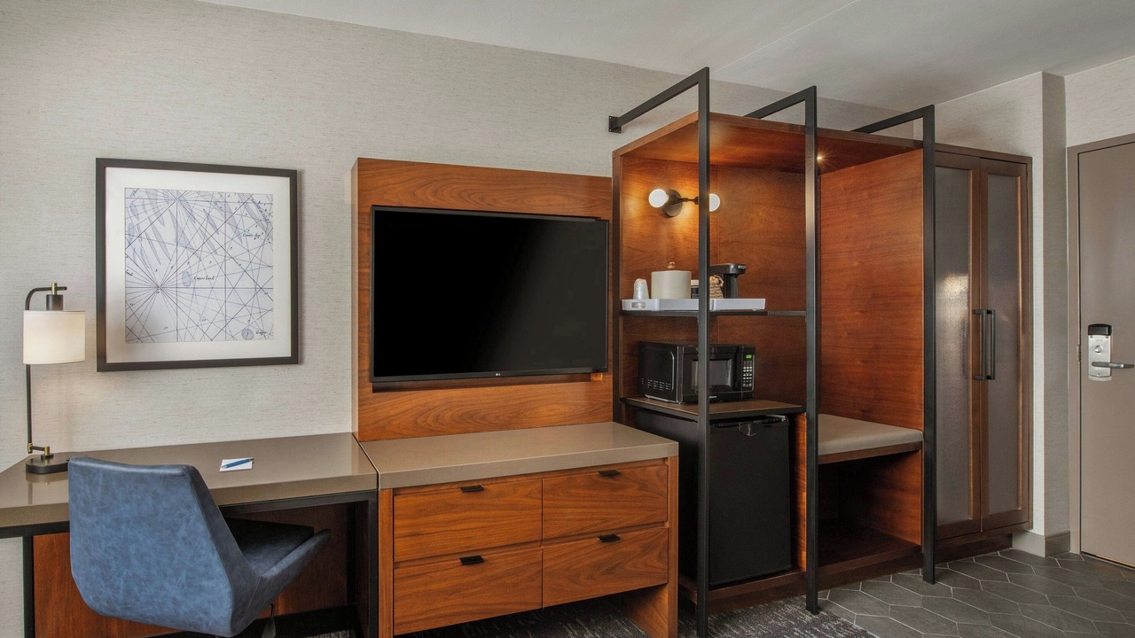 Photo of Bedroom in Fox Hills
