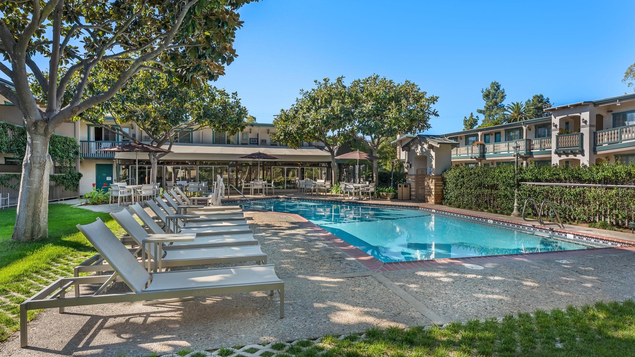 Photo of Outdoor in Oak Park