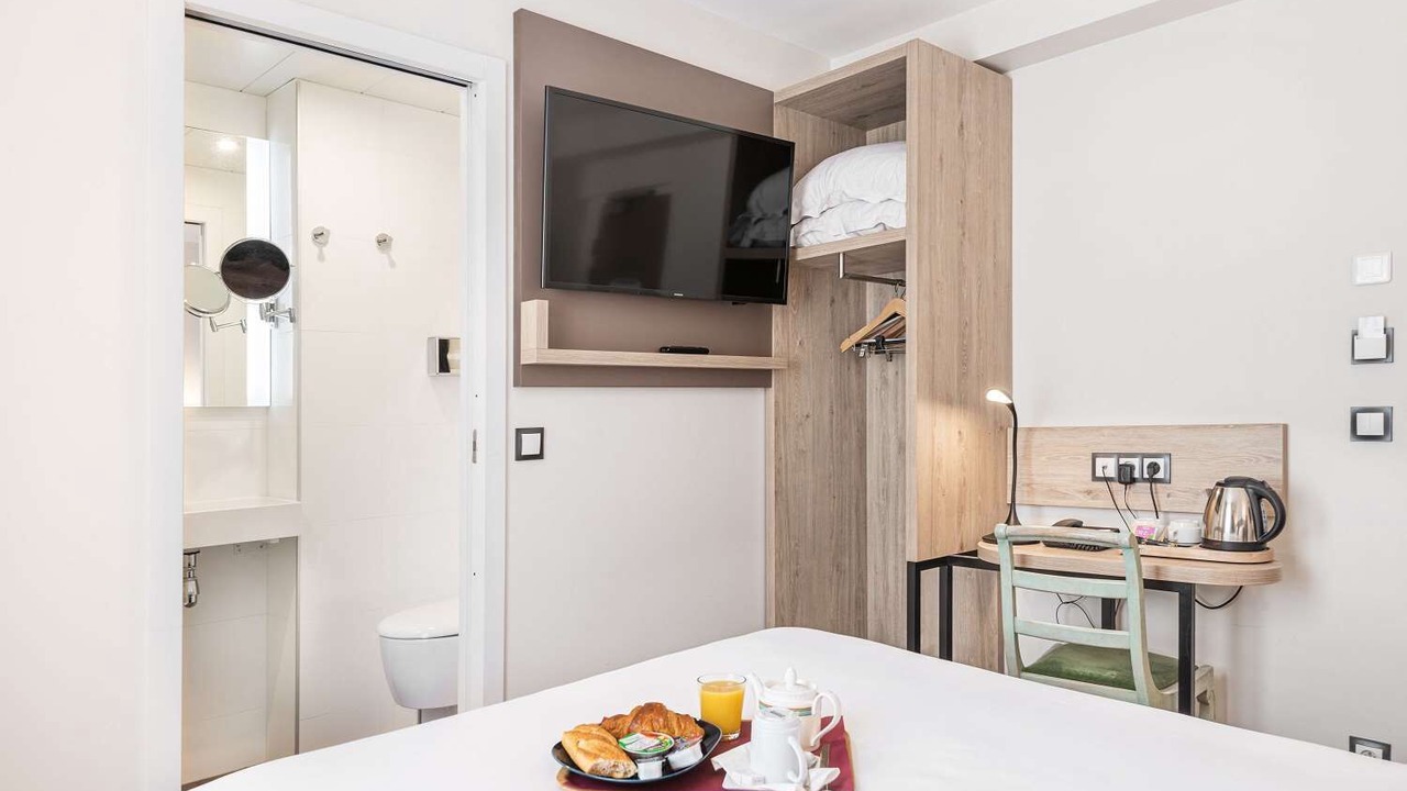 Photo of Bedroom in Quartier de la Plaine-de-Monceaux