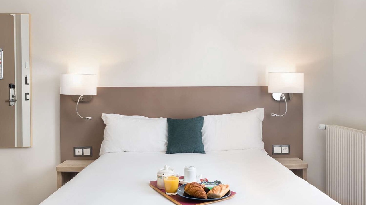 Photo of Bedroom in Quartier de la Plaine-de-Monceaux