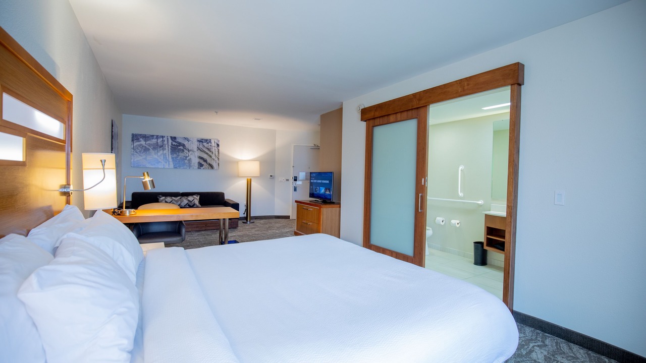 Photo of Bedroom in Gonzales