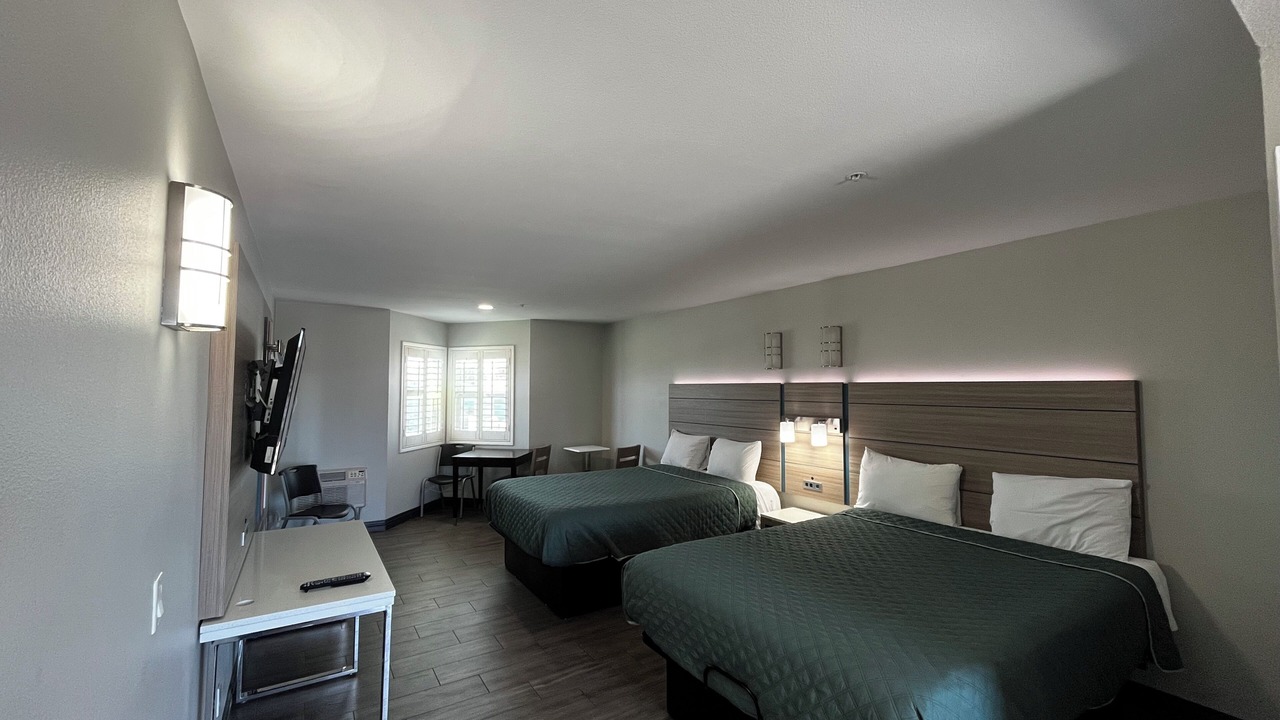 Photo of Bedroom in Harbor