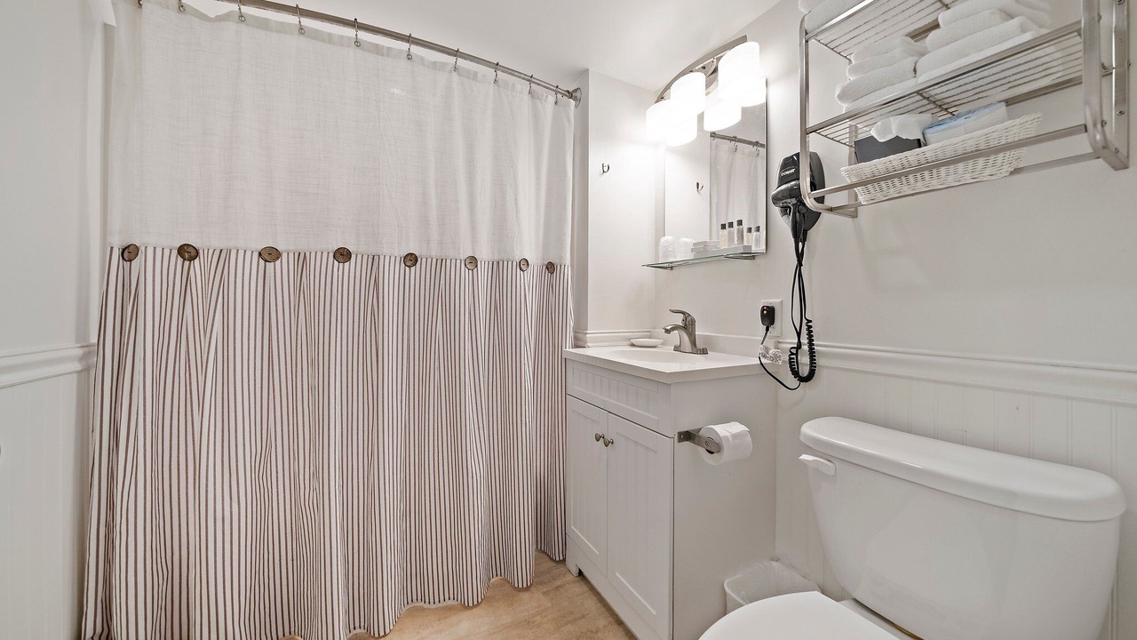 Photo of Bathroom in Sandwich