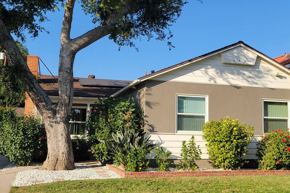 Photo of Outdoor in Northridge