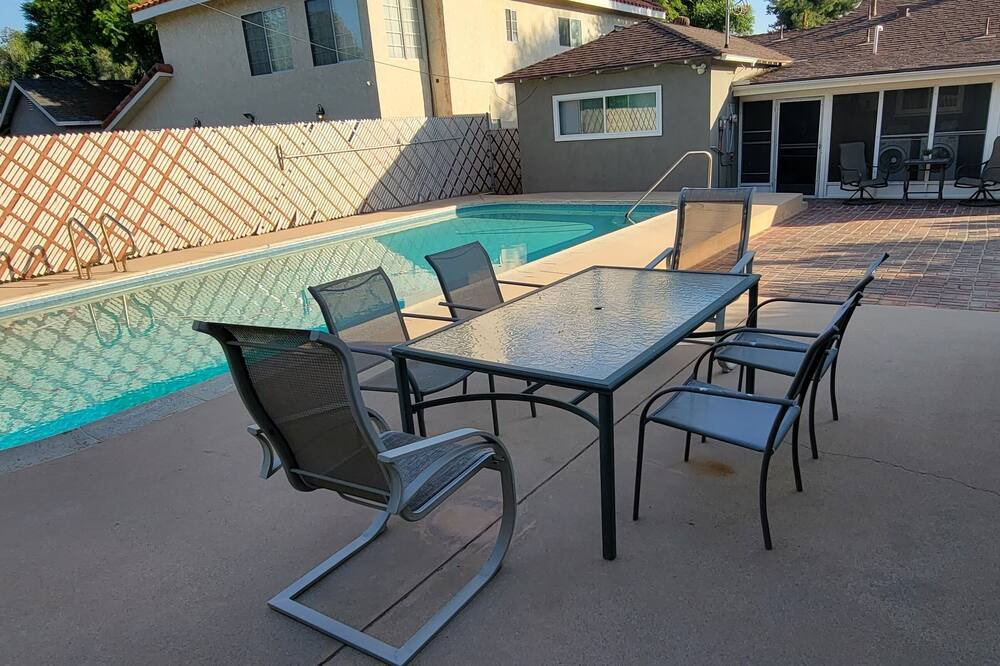 Photo of Outdoor in Northridge