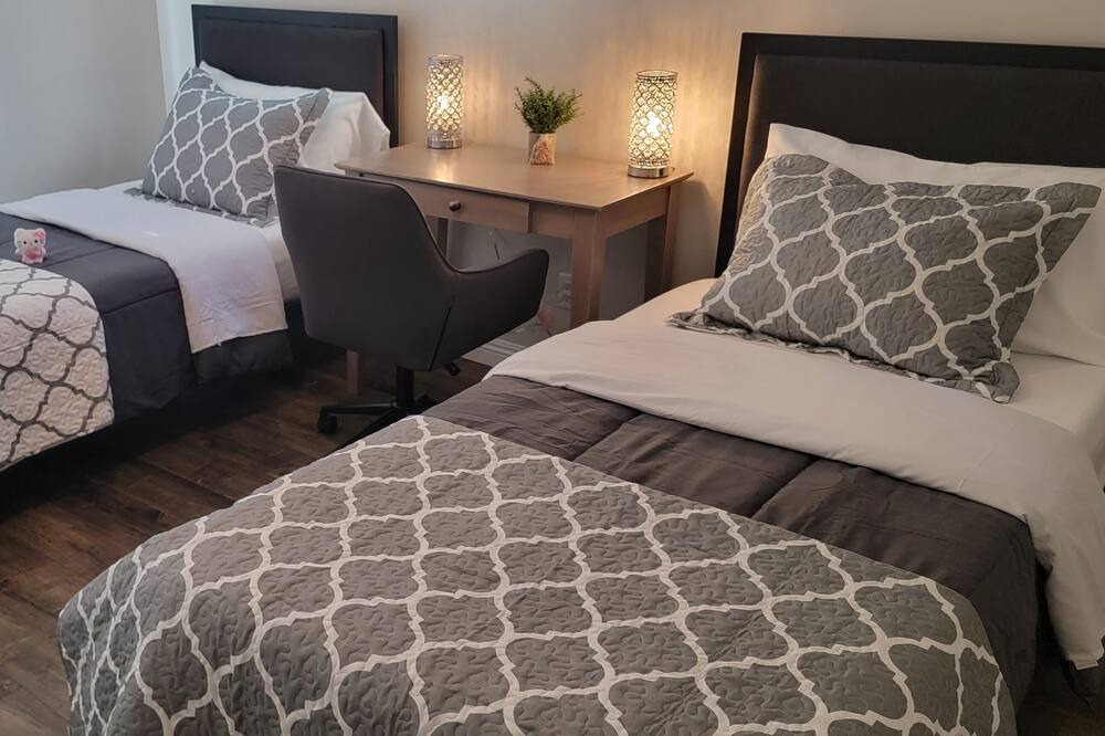Photo of Bedroom in Northridge
