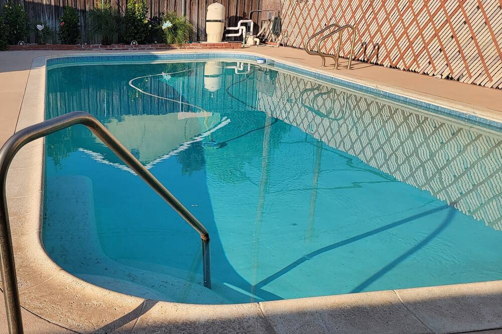 Photo of Outdoor in Northridge