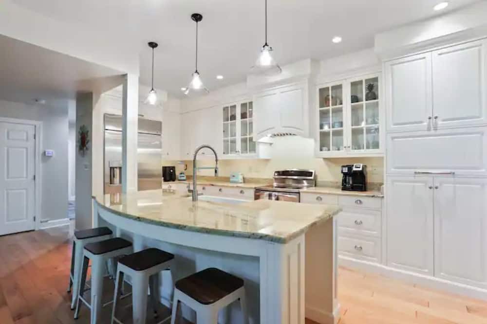Photo of Kitchen in Mercersburg