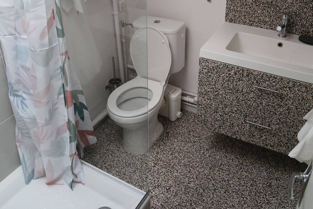 Photo of Bathroom in Quartier de la Place-Vendome