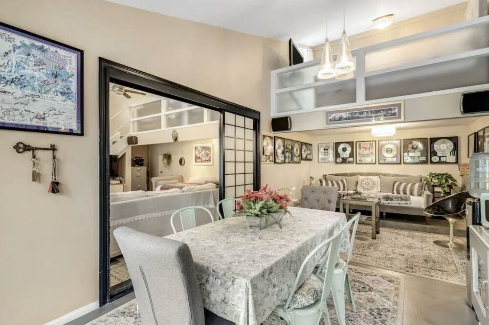 Photo of Kitchen in Calabasas