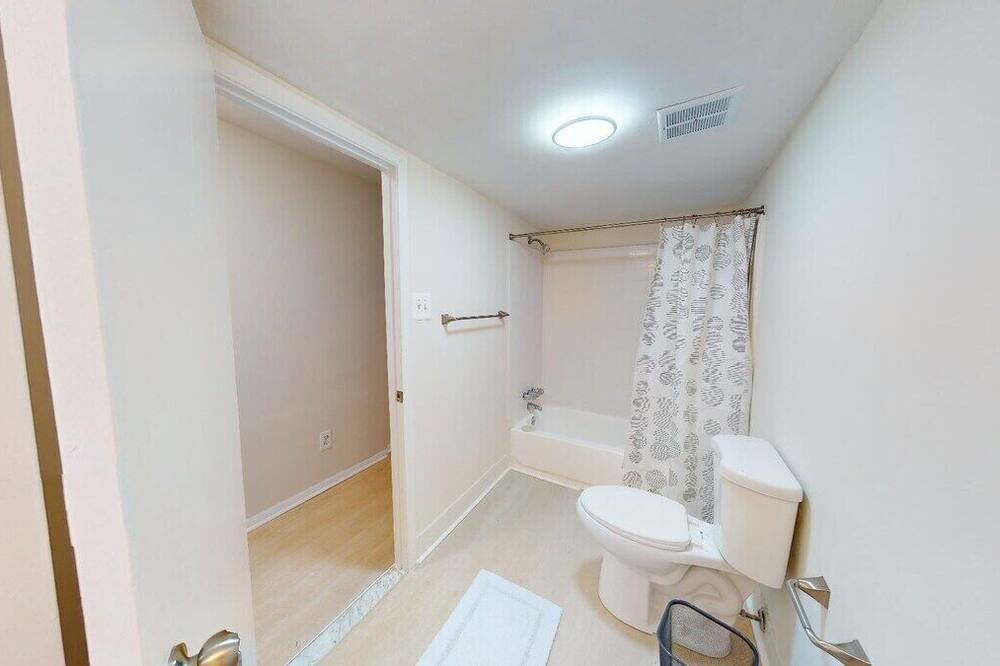 Photo of Bathroom in Newark