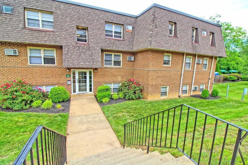 Photo of Outdoor in Newark