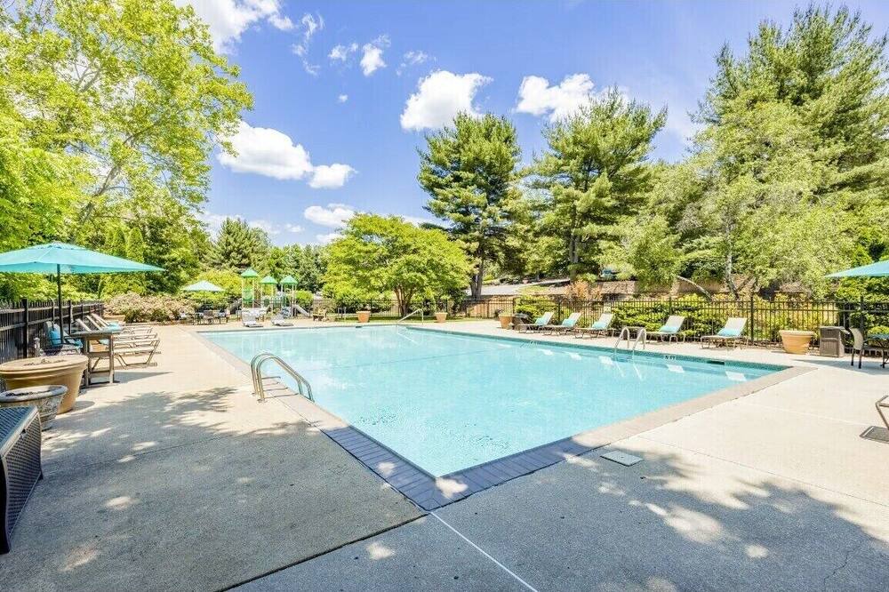 Photo of Outdoor in Newark