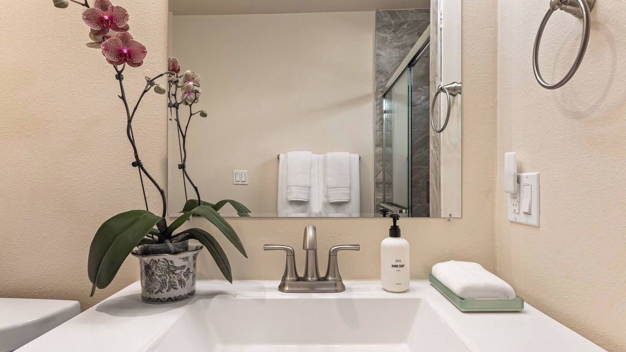 Photo of Bathroom in Silver Lake