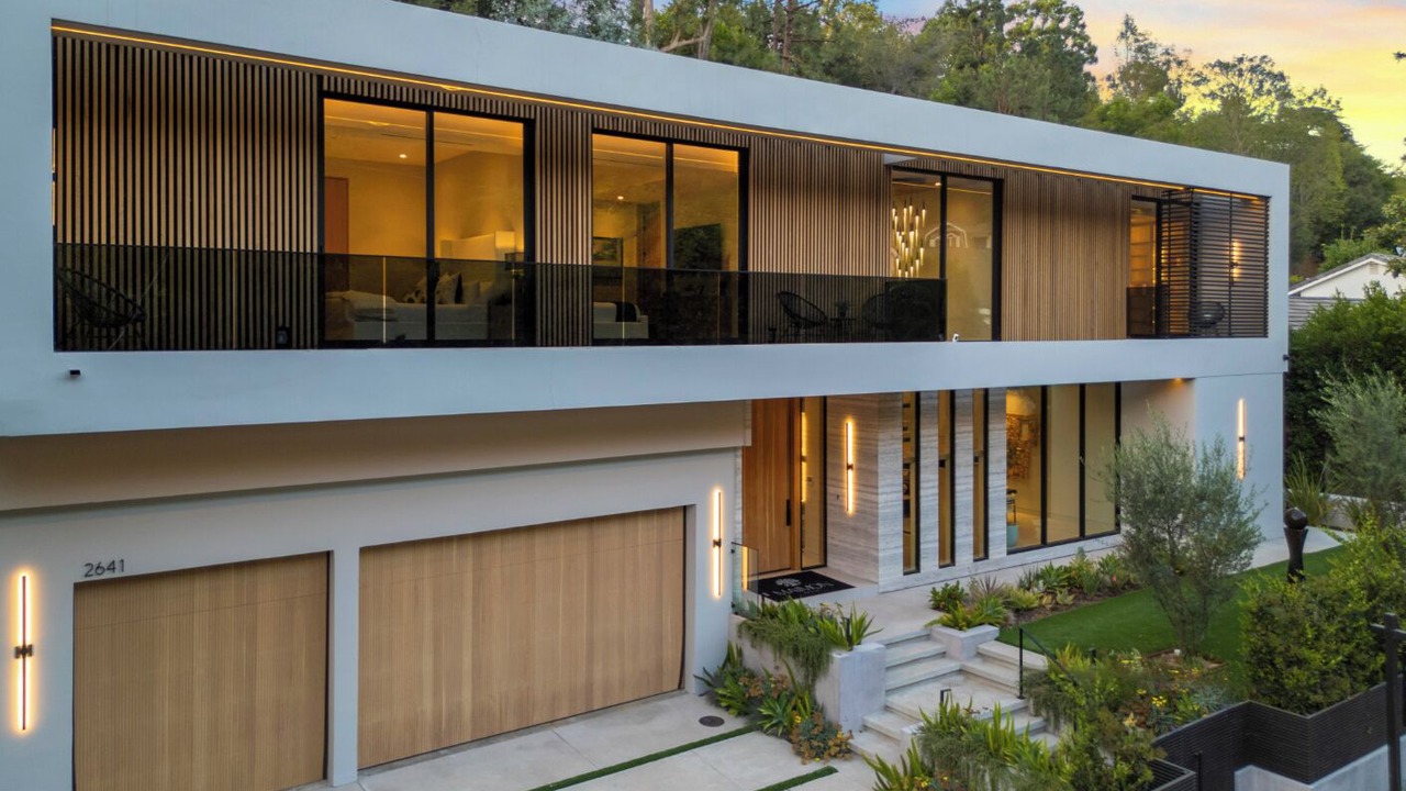 Photo of Outdoor in Beverly Hills