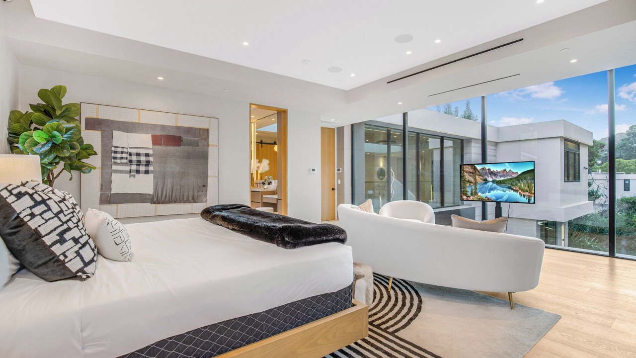 Photo of Outdoor in Beverly Hills