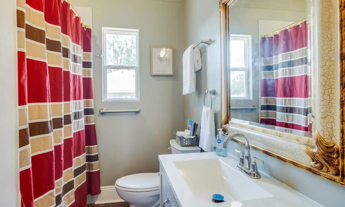 Photo of Bathroom in Gulfport