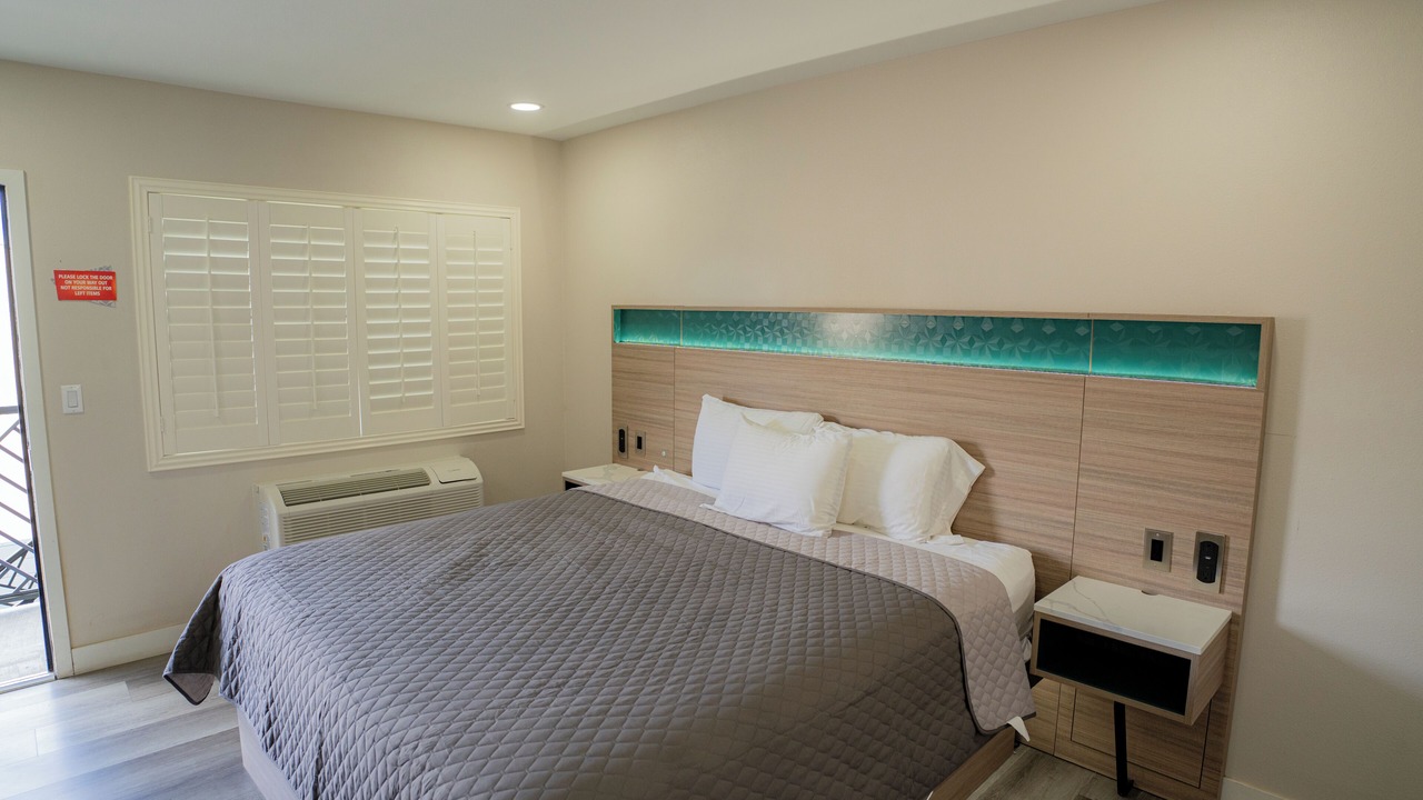 Photo of Bedroom in North Hollywood