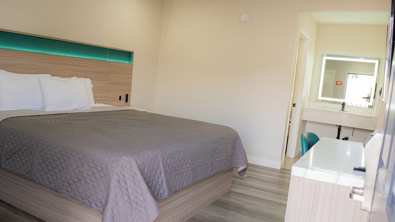 Photo of Bedroom in North Hollywood