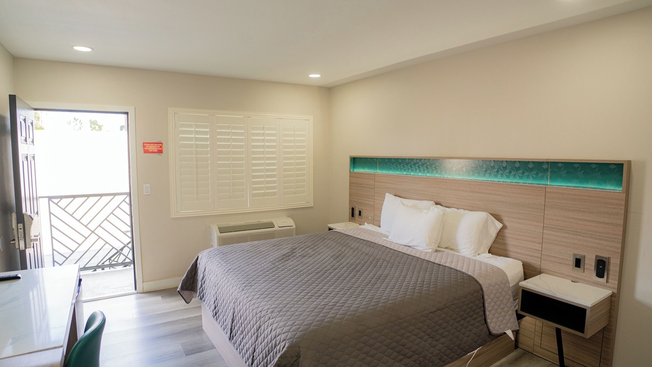 Photo of Bedroom in North Hollywood