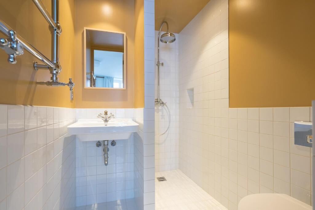 Photo of Bathroom in Quartier de la Place-Vendome