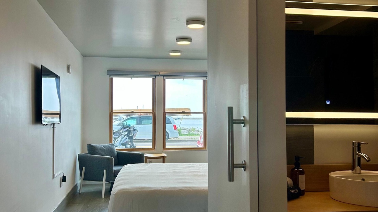 Photo of Bedroom in Grand Marais