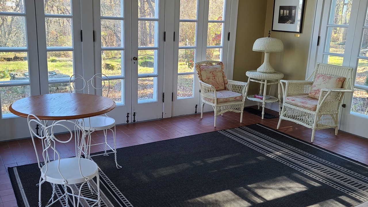 Photo of Livingroom in Dubuque