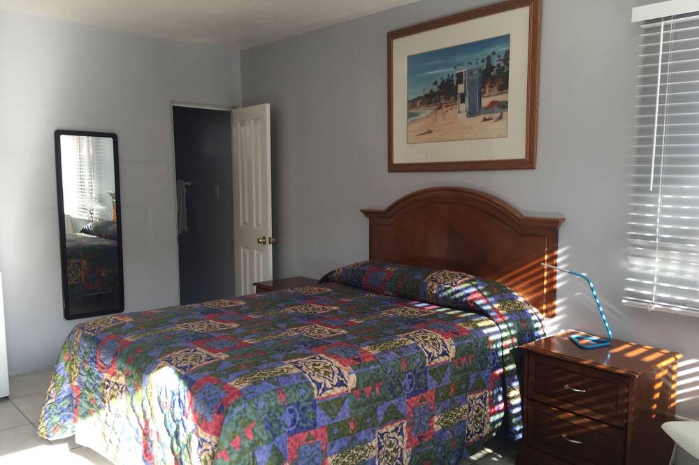 Photo of Bedroom in Sunset Park