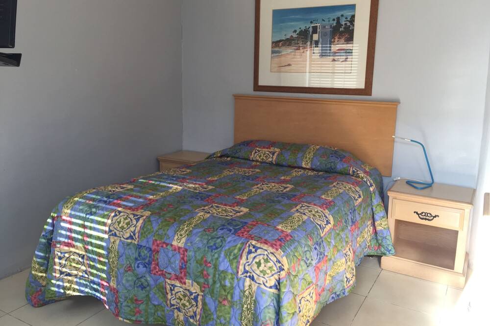 Photo of Bedroom in Sunset Park