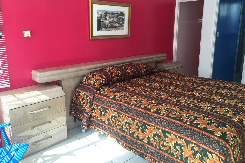 Photo of Bedroom in Sunset Park