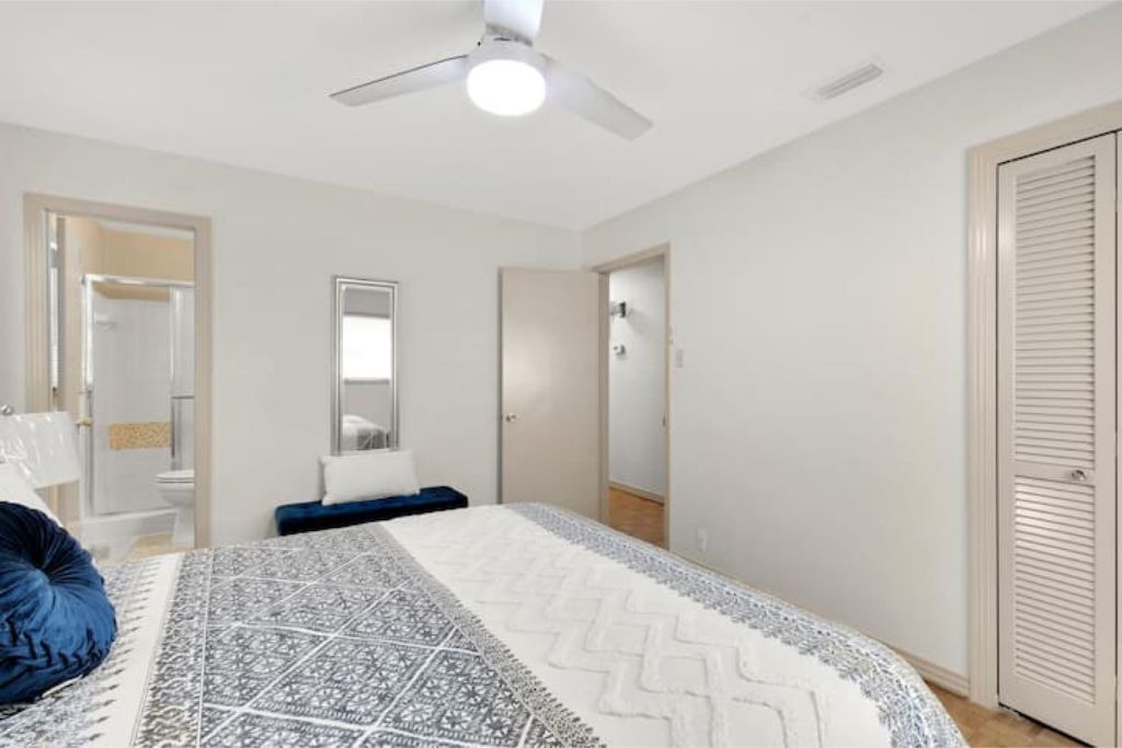 Photo of Bedroom in Mobile