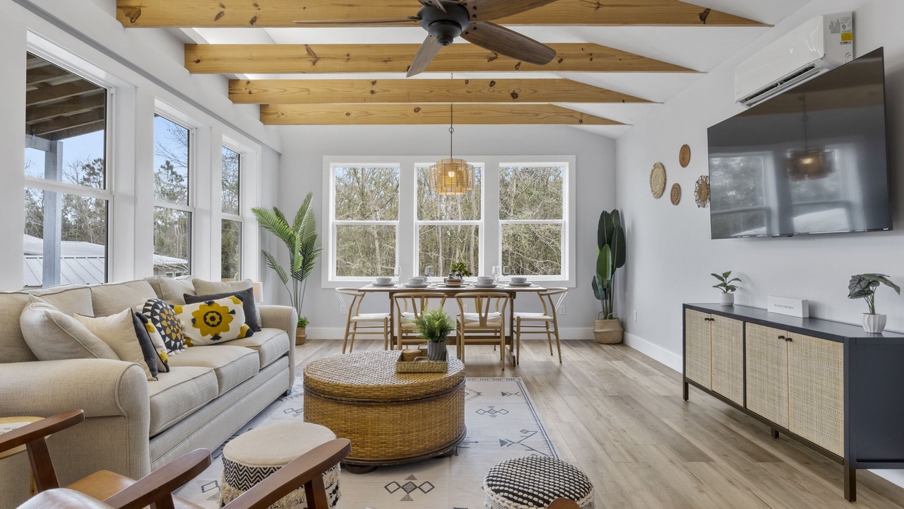 Photo of Livingroom in Waveland