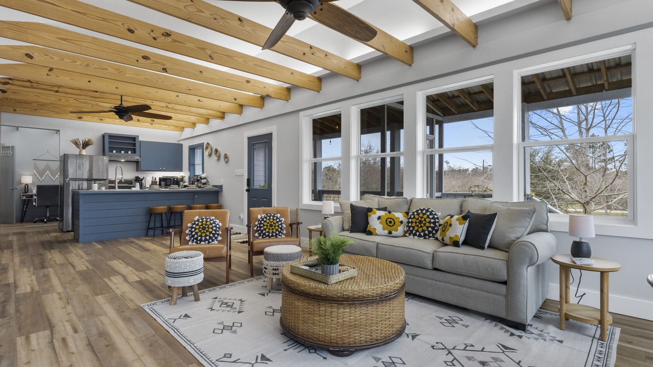 Photo of Livingroom in Waveland