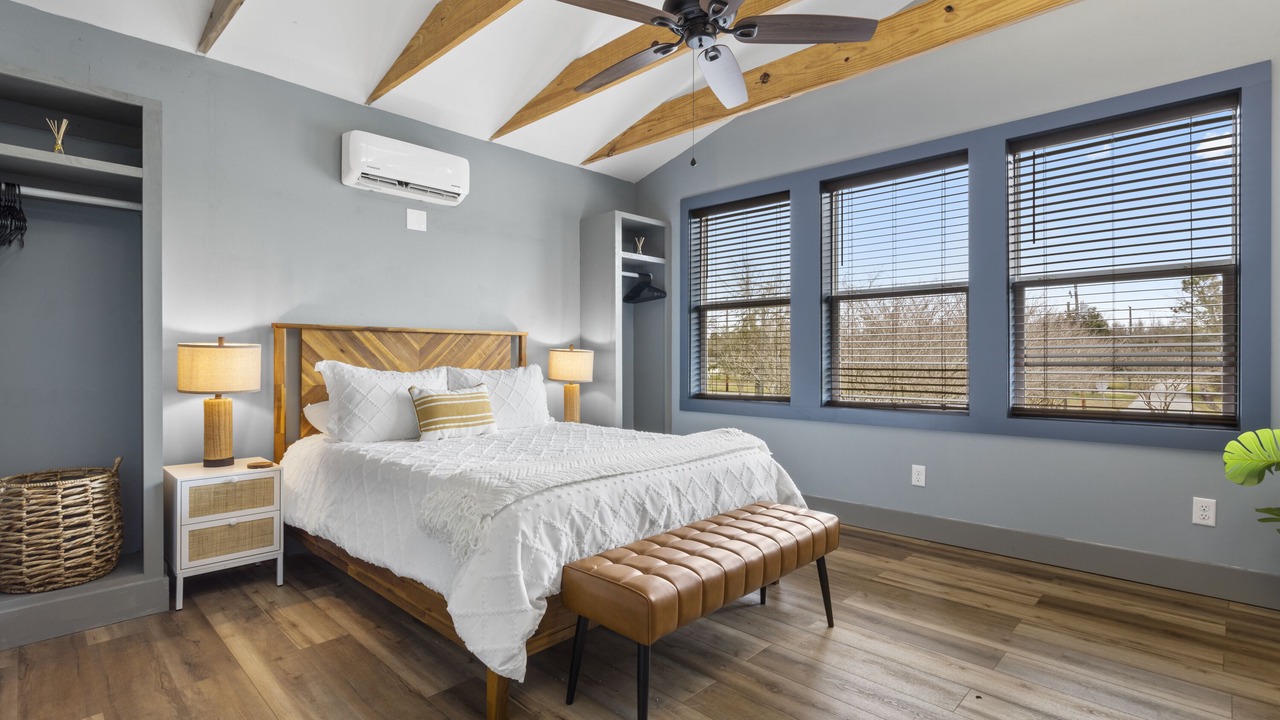 Photo of Bedroom in Waveland