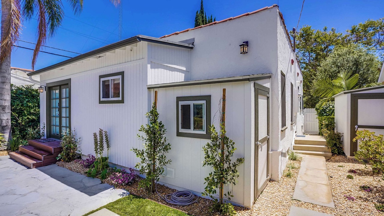 Photo of Outdoor in Melrose