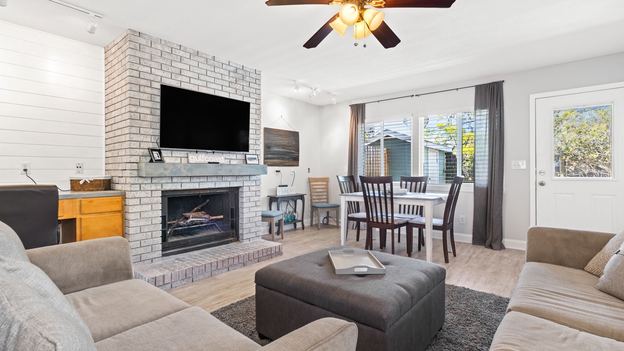 Photo of Livingroom in Gulfport