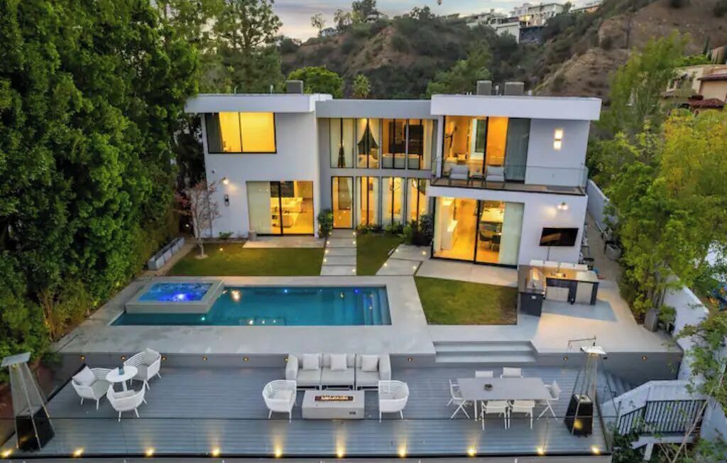 Photo of Outdoor in Beverly Hills