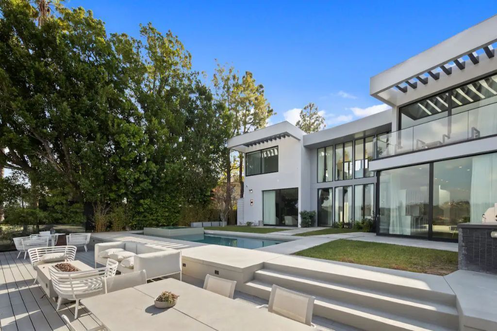Photo of Outdoor in Beverly Hills