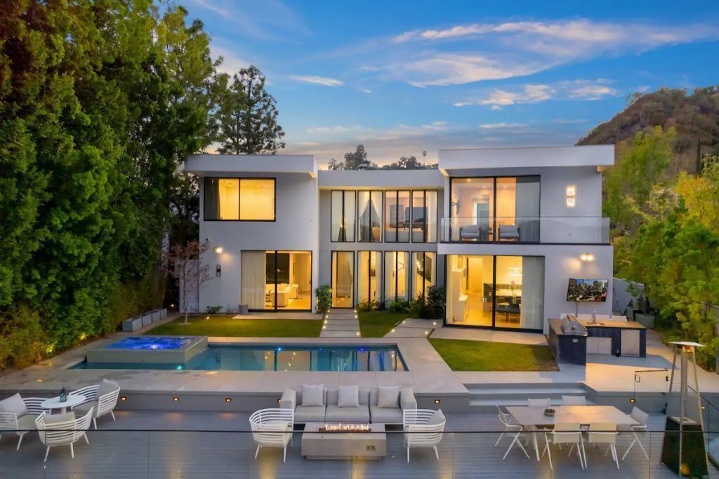 Photo of Outdoor in Beverly Hills