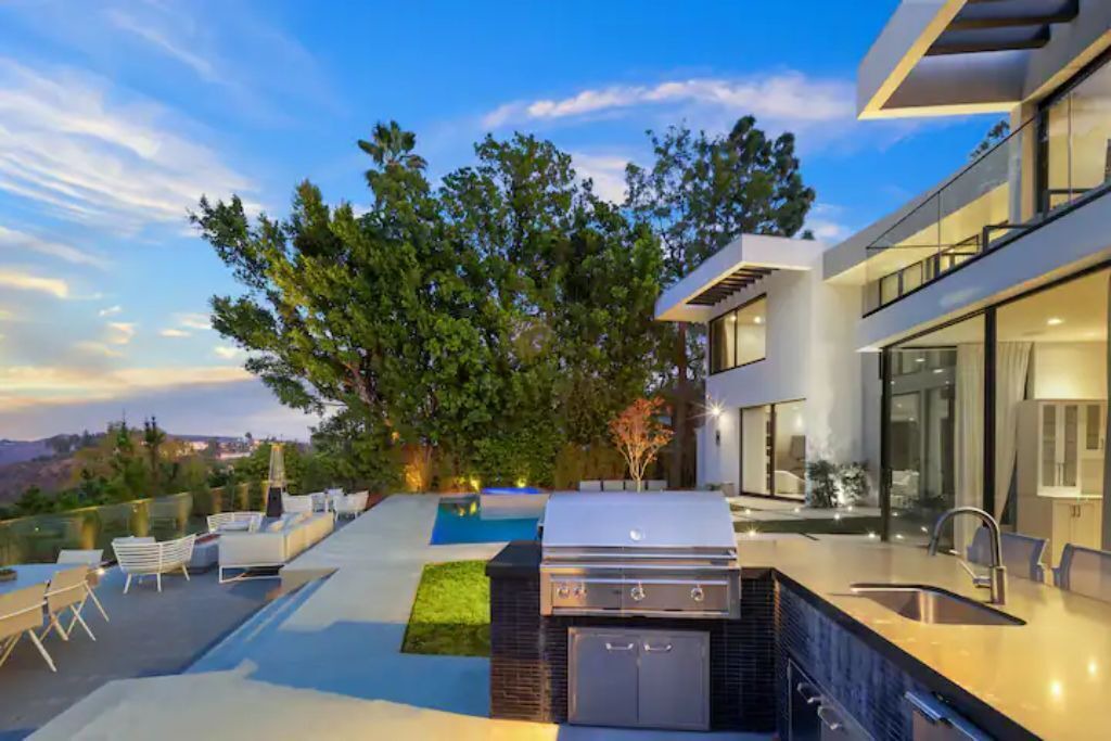 Photo of Outdoor in Beverly Hills