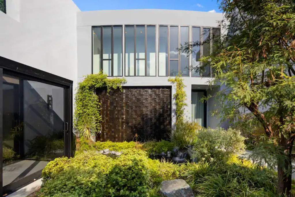 Photo of Outdoor in Beverly Hills